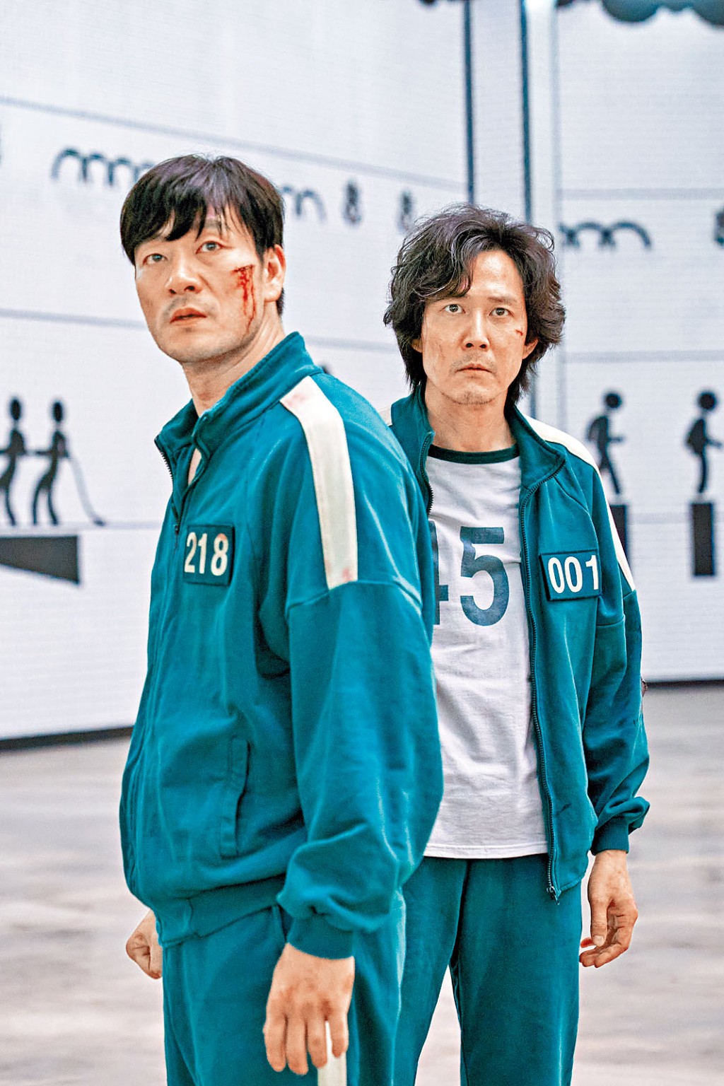 《魷魚遊戲》第2季落實開拍,李政宰(右)再度主演,亦有傳朴海秀在首季中其實未死。