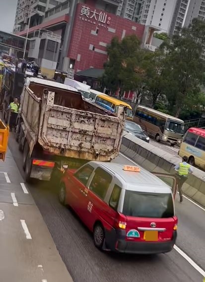fb香港交通及突發事故報料區圖片