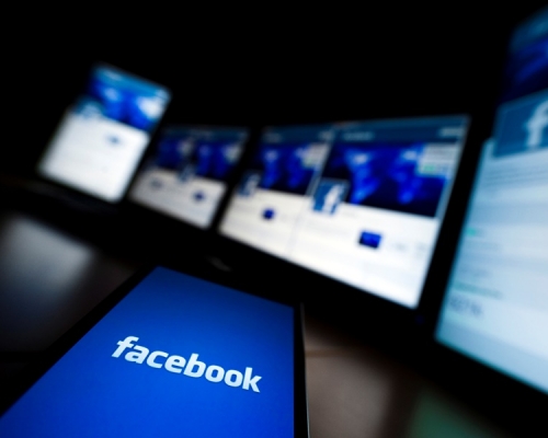 facebook稱已加強各個社交平台保安及應付網上各種不當行為。REUTERS