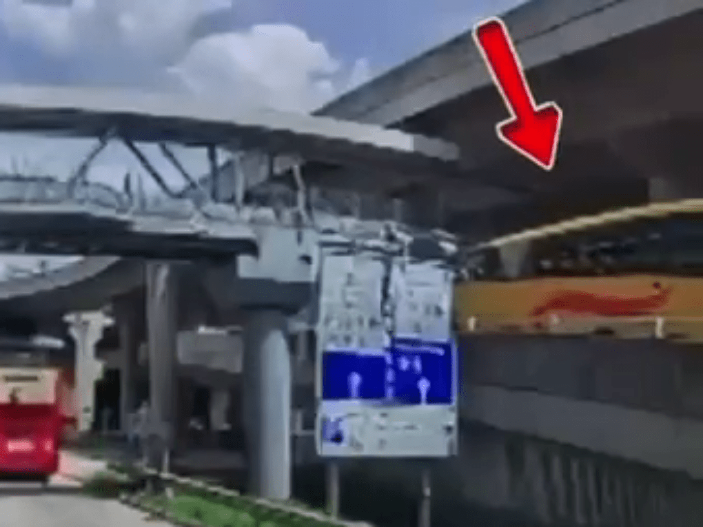 旅遊巴車頭被劏開。FB：香港突發事故報料區2.0