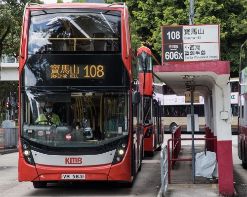 市民周日可無限次免費乘搭路線108。九巴圖片