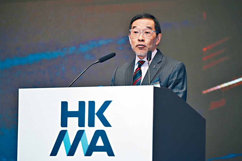 唐家成相信內地具備巨大潛力,中國資本市場預計將擴大至千億規模。