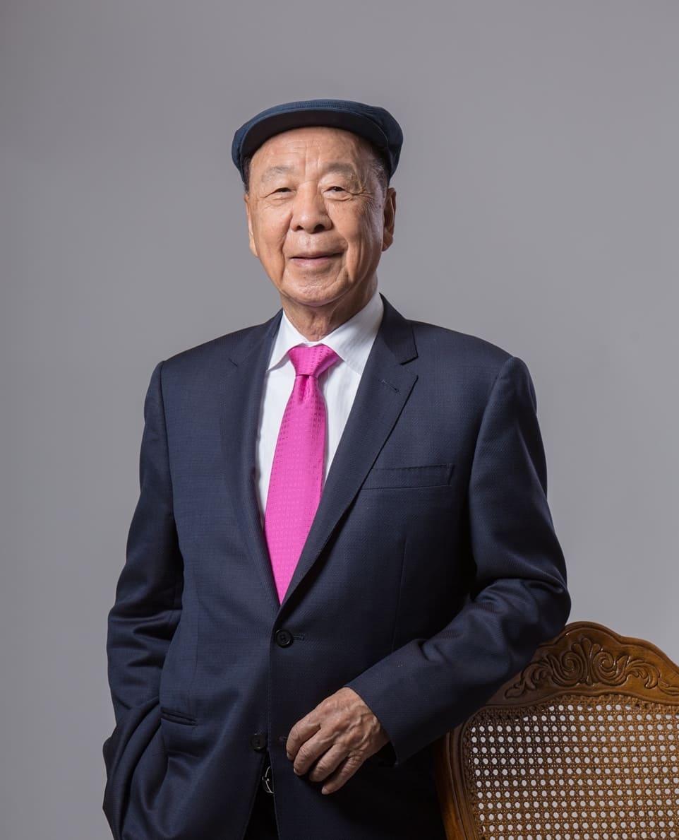 呂志和寄語以正能量面對「疫」境。嘉華國際圖片