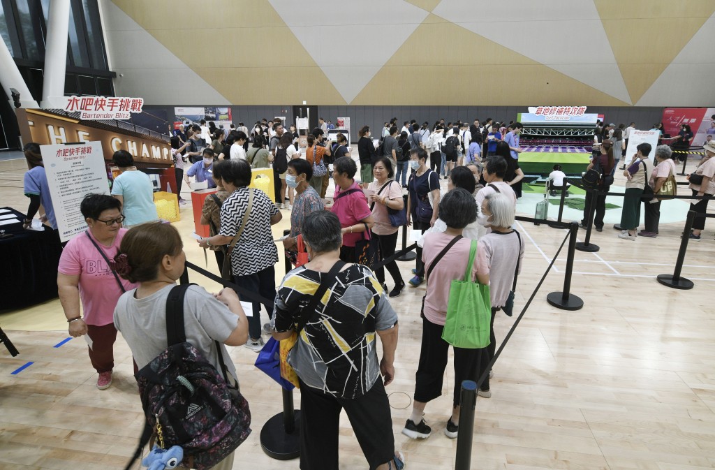 園方今日提供的職位空缺,包括兼職及全職,沒有限名額。 園方今日提供的職位空缺,包括兼職及全職,沒有限名額。