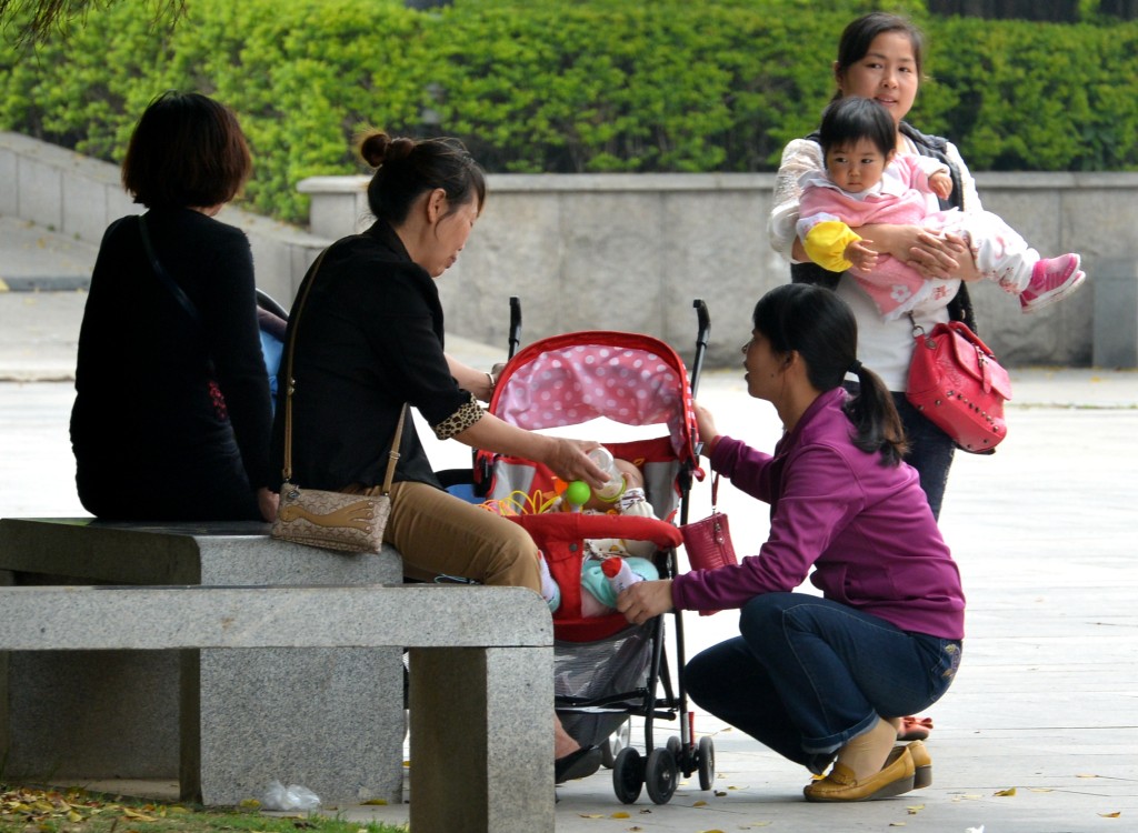 在计划生育年代，中国每年新生婴儿依然有1000万以上。