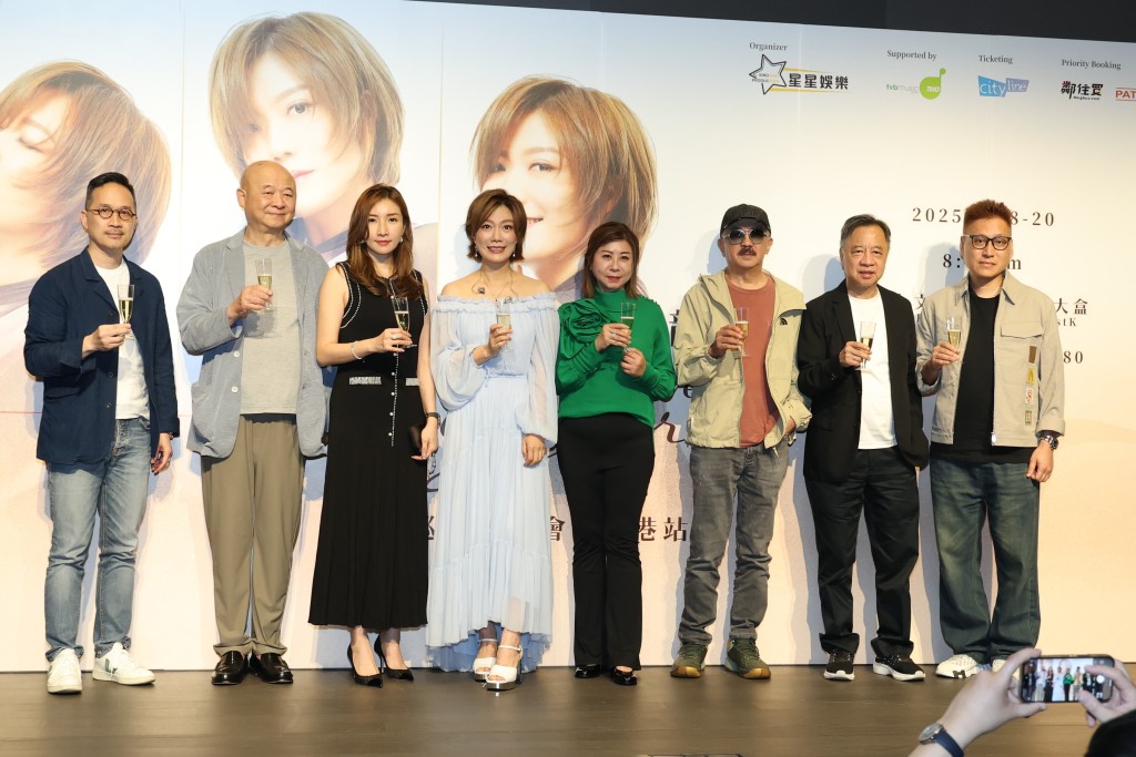龍婷向《養生之旅》監製推銷歌曲《酒香》,怎料獲得採用。 龍婷向《養生之旅》監製推銷歌曲《酒香》,怎料獲得採用。