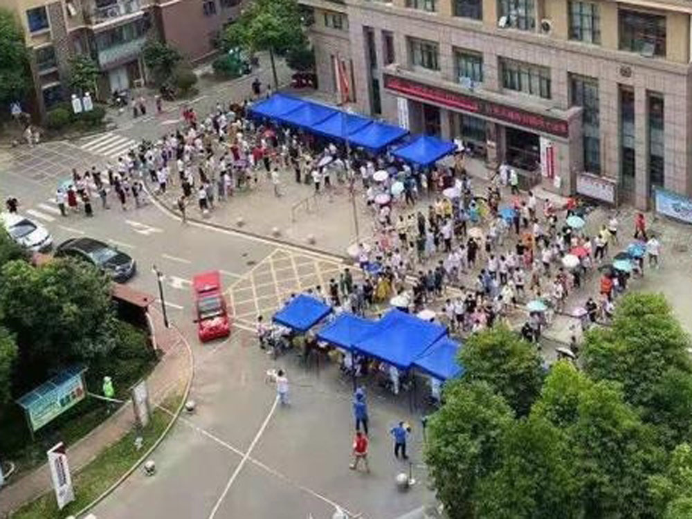武漢市宣布全員全面核酸檢測。
