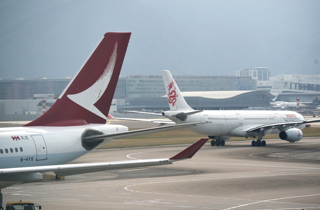 傳內地阻攔國泰航空整合港龍等業務。資料圖片