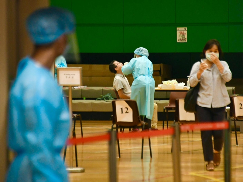 曾祈殷指疫情短期內可反彈，市民不應鬆懈。