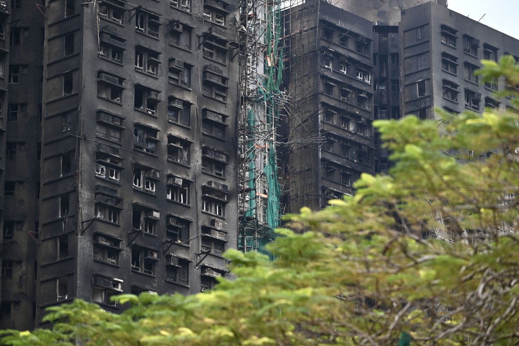 政府全力支援宏福苑災民,公布「大埔宏福苑援助基金」推出新一輪補助措施。資料圖片 政府全力支援宏福苑災民,公布「大埔宏福苑援助基金」推出新一輪補助措施。資料圖片