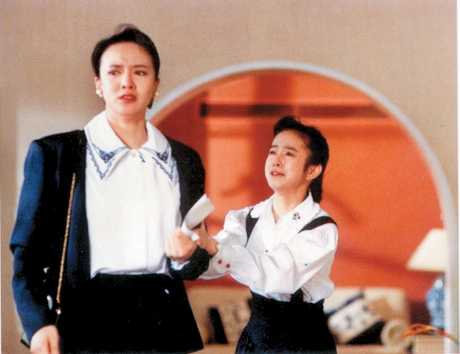 叶蕴仪于1990年主演的电影《祝福》，与郑裕玲（左）有不少对手戏。