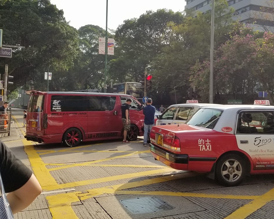 突发事故报料区图片