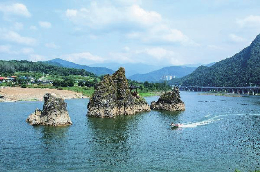 ■丹陽八景之一【嶋潭三峰】