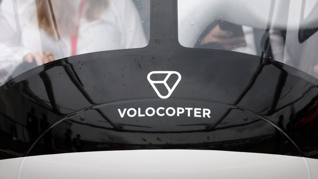Volocopter是其中一間參與巴黎空中的士試驗計劃的私人公司。 路透社