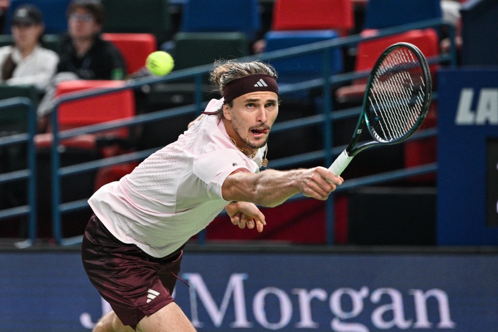德国名将施华利夫(Alexander Zverev)提前锁定年终世一宝座，成为首为德国球员登上年终世界第一。AFP