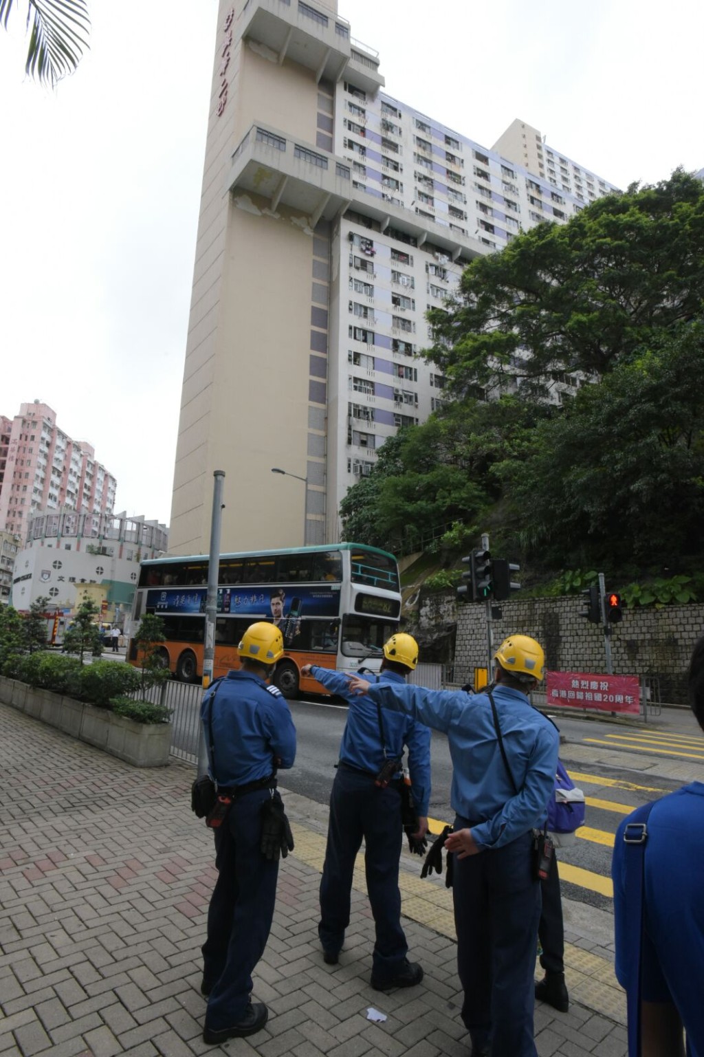 黃文威攝