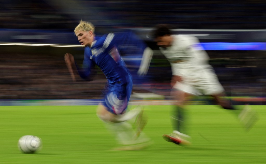 阿历真度加拿祖在车路士亮相36次并且为球队贡献7次入球。路透社