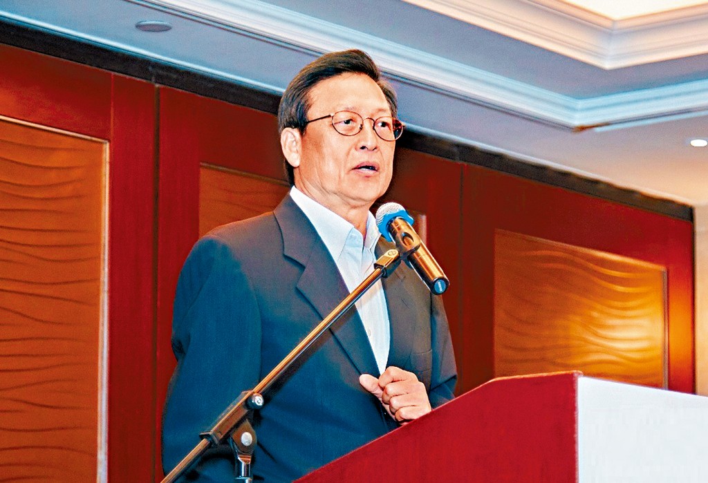 美聯黃建業預期今年全年樓價料升約10%，創自2017年後的9年來最大按年升幅。