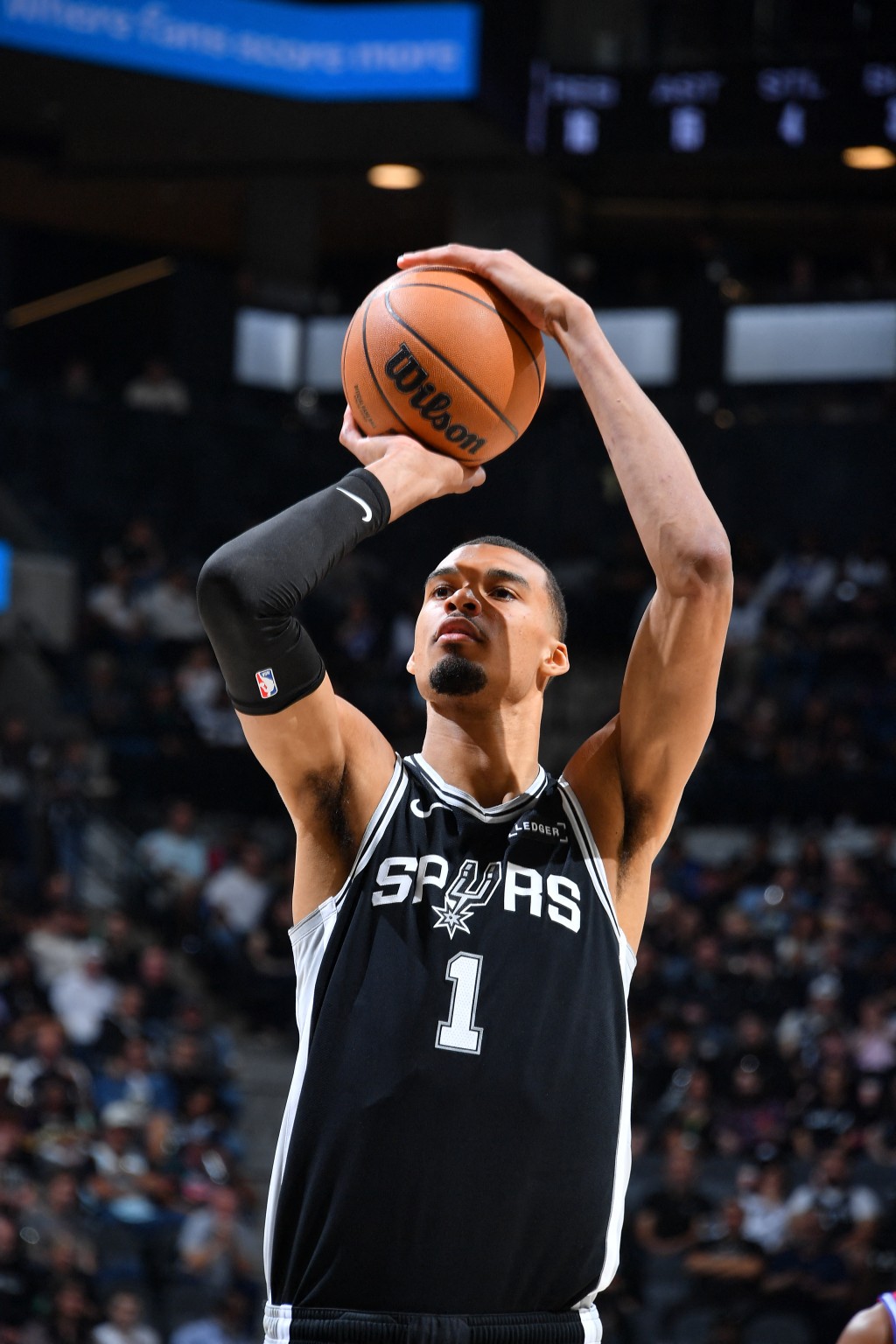 云班耶马伤退争个人奖项危危乎。AFP