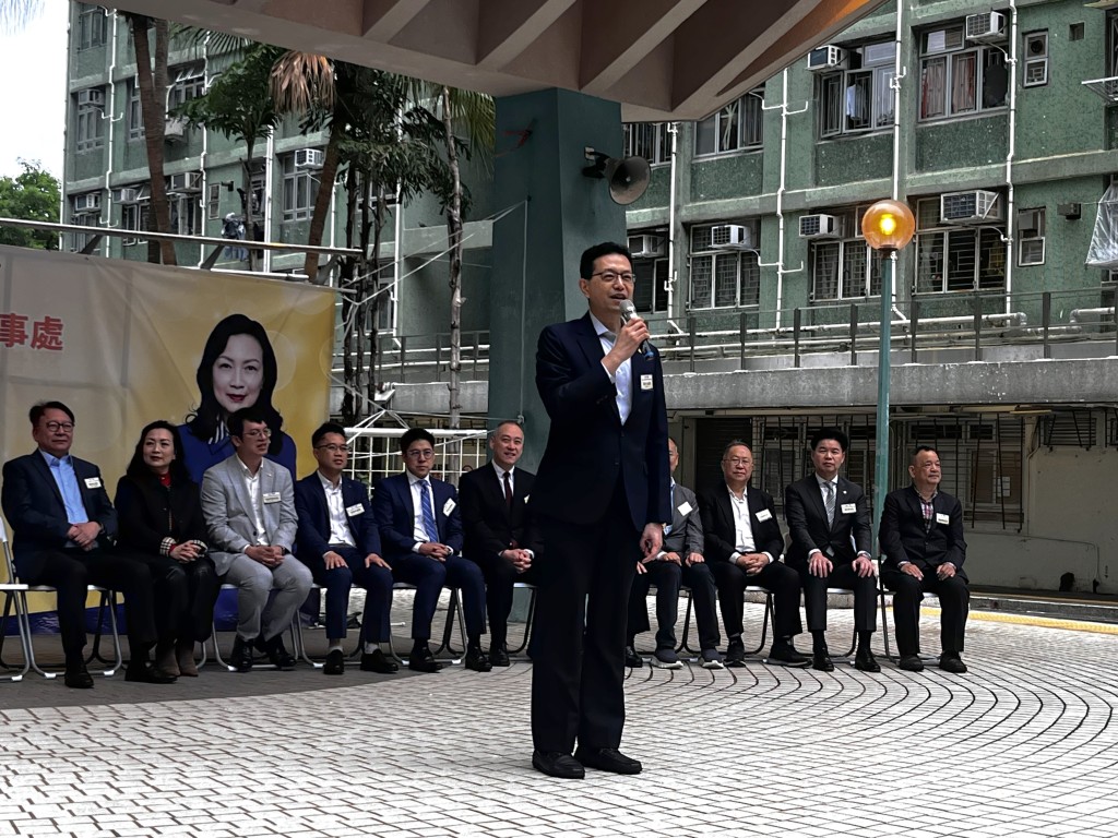 吳秋北表示,辦事處成立能匯聚社會各方領袖,象徵「民生無小事」。 吳秋北表示,辦事處成立能匯聚社會各方領袖,象徵「民生無小事」。