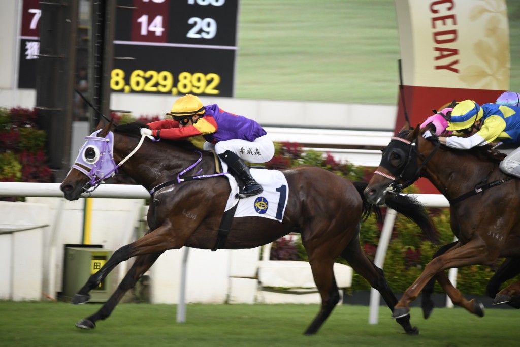 剛周一沙田回歸賽馬日，黃志祥的女兒名下的「拍馬難追」贏馬。