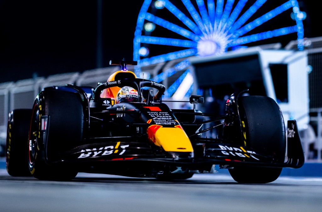 红牛车队两位车手在巴林站未能跑毕全程，零分收场。