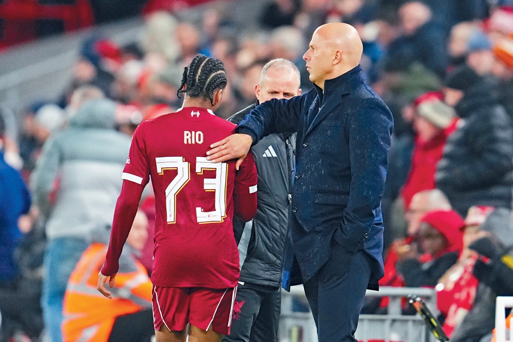 史洛特(右)指落敗屬意料之內。