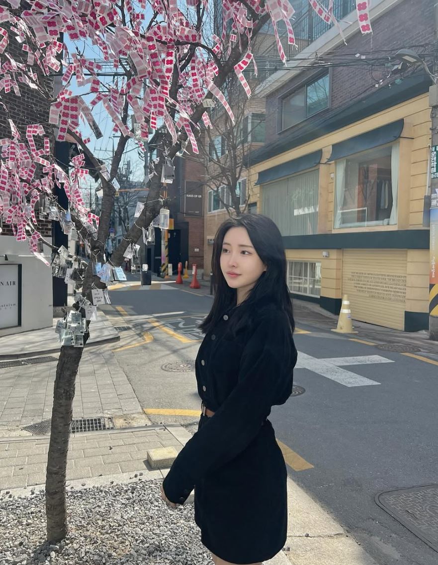 南韓女主播尹智雅上月疑被一名中年粉絲殺害。IG@z10r2