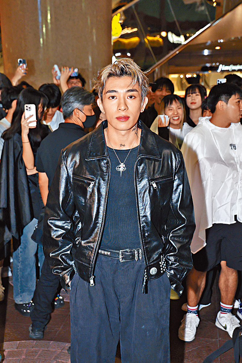 Tyson Yoshi预告澳门演唱会一定除衫。