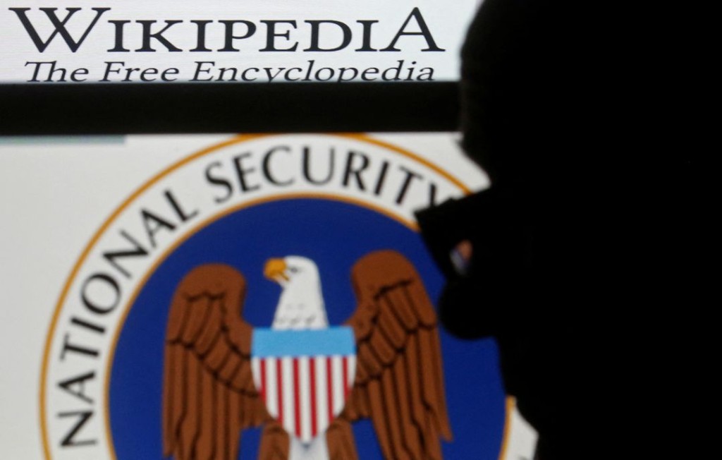 NSA负责获取资讯情报、通信和其他数据。路透社