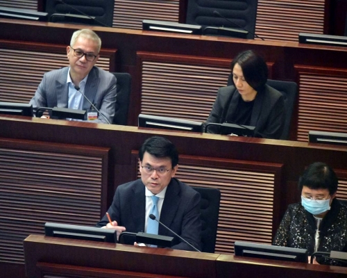 財委會通過「百分百擔保特惠低息貸款」承擔額。