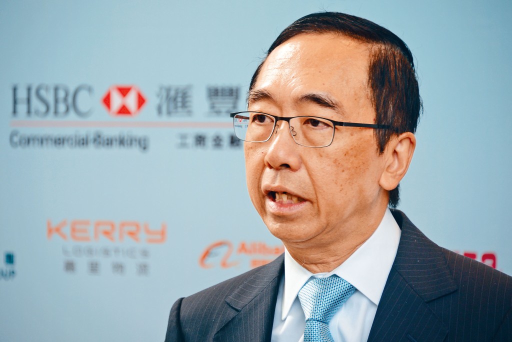 梁兆基指，希望利用自己在銀行界多年的經驗及在商界的網絡，為商界出一分力。