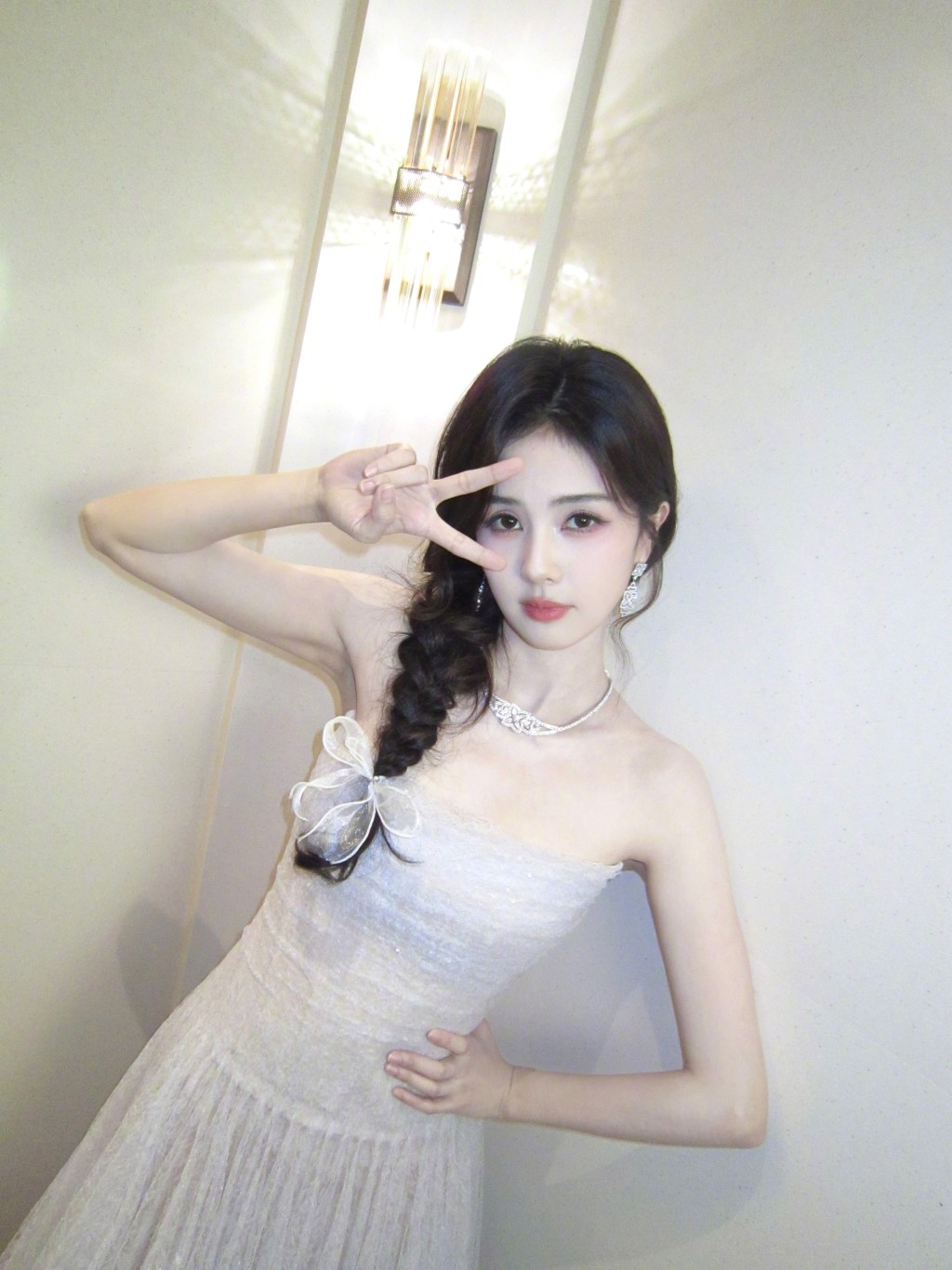 https://image.hkhl.hk/f/1024p0/0x0/100/none/d1b7ef433bfa85a0f71090c859d1721b/2026-07/002R448Kgy1ieamgle54uj62i03c01kz02.jpg