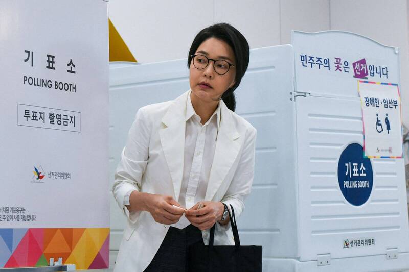 南韓前第一夫人金建希傳患上嚴重抑鬱症住院。法新社
