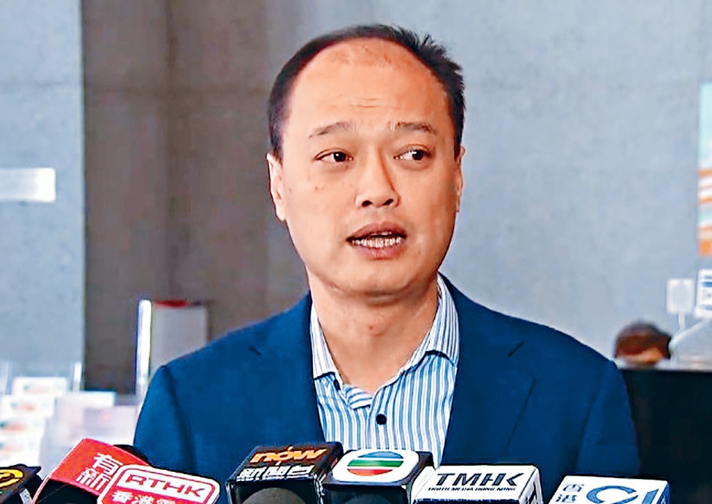 的士小巴商总会理事长周国强指，希望政策能改变现时网约白牌车侵占巿场的情况。