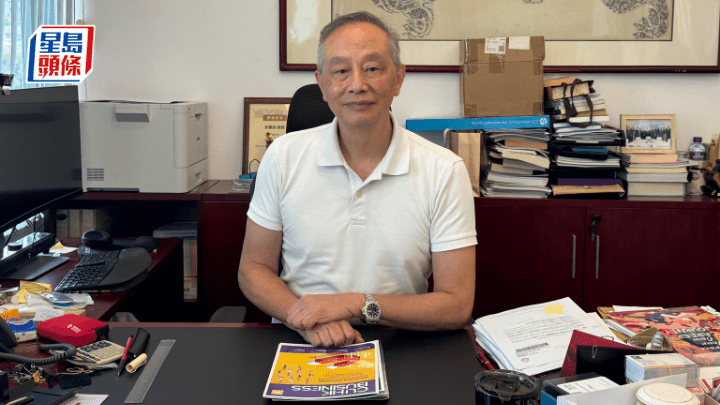 張惠民期望,新推出的微證書課程可為畢業數年的年輕人提供靈活且高效的技能提升途徑。