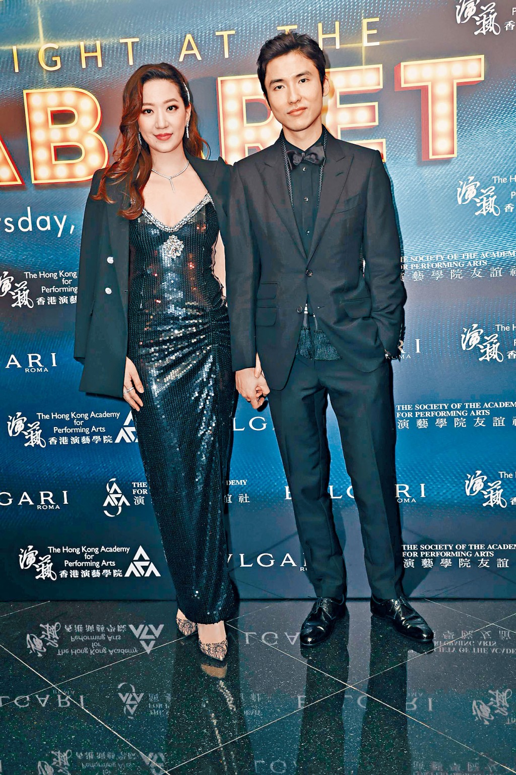 蔡加赞、汪圆圆夫妻盛装出席慈善晚宴。