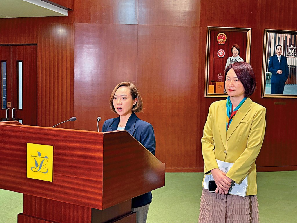 陳家珮昨再致歉，李慧琼提醒議員要時刻注意自身行為。