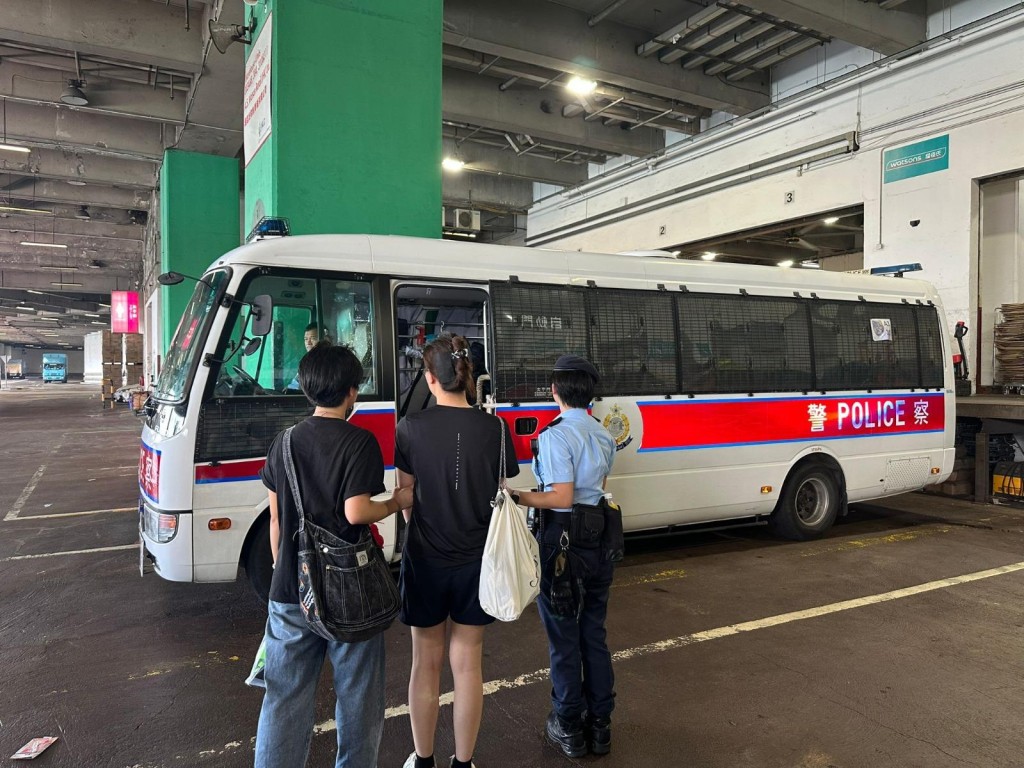 行動中共拘捕39人。警方圖片 行動中共拘捕39人。警方圖片