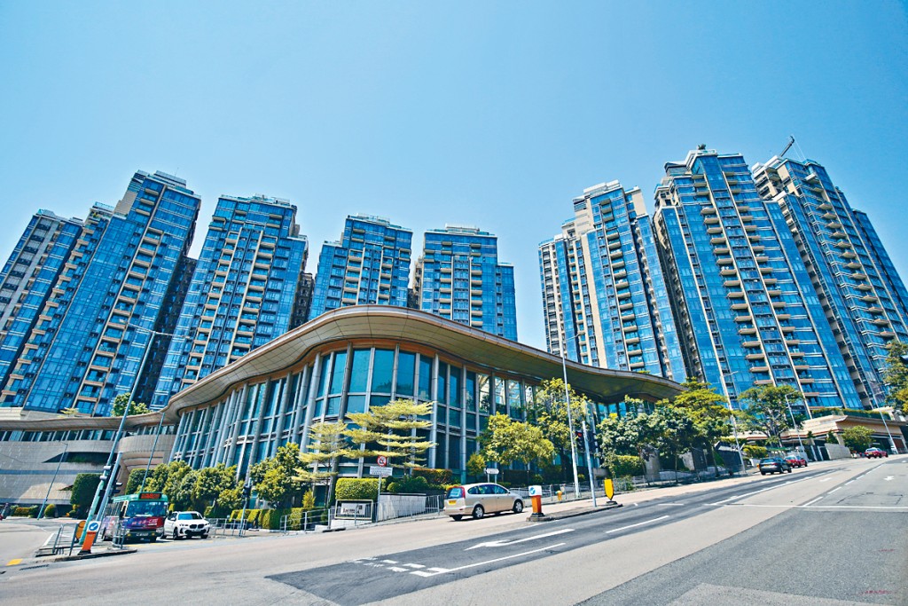 新地天鑄分層戶以2559.16萬成交，呎價約28372元。