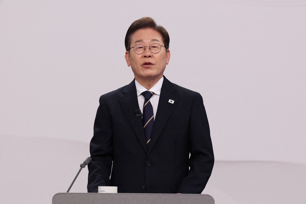 民調領先的在野共同民主黨候選人李在明認為，南韓沒必要深度介入兩岸問題。路透社