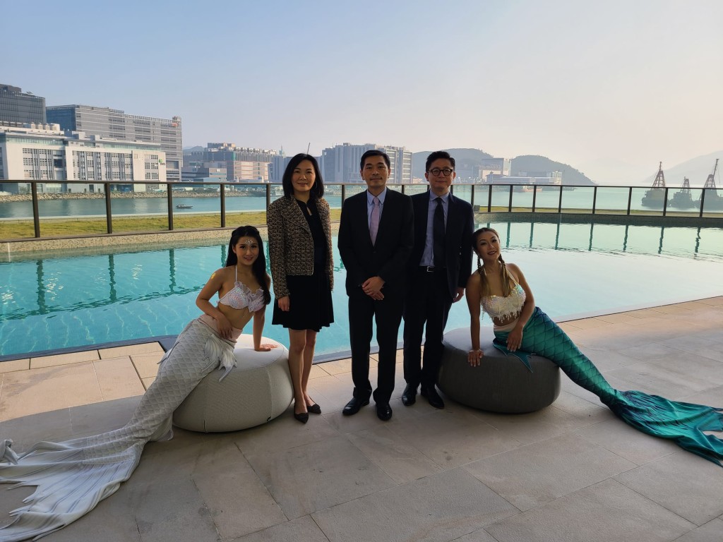 會德豐黃光耀(中)稱，MONACO ONE第2期料月內批售樓紙。