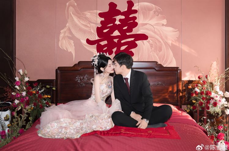 陳雪凝和李瑞濱17日在山西舉行婚禮。微博