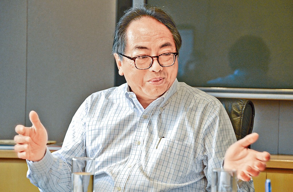 徐立之對專責小組建議維持大學入學門檻「3322」感失望。