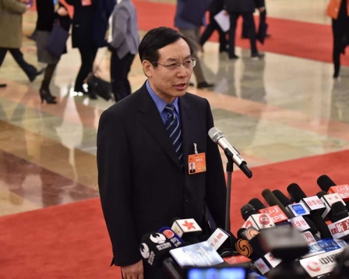 前食品药品监管总局局长毕井泉。网图