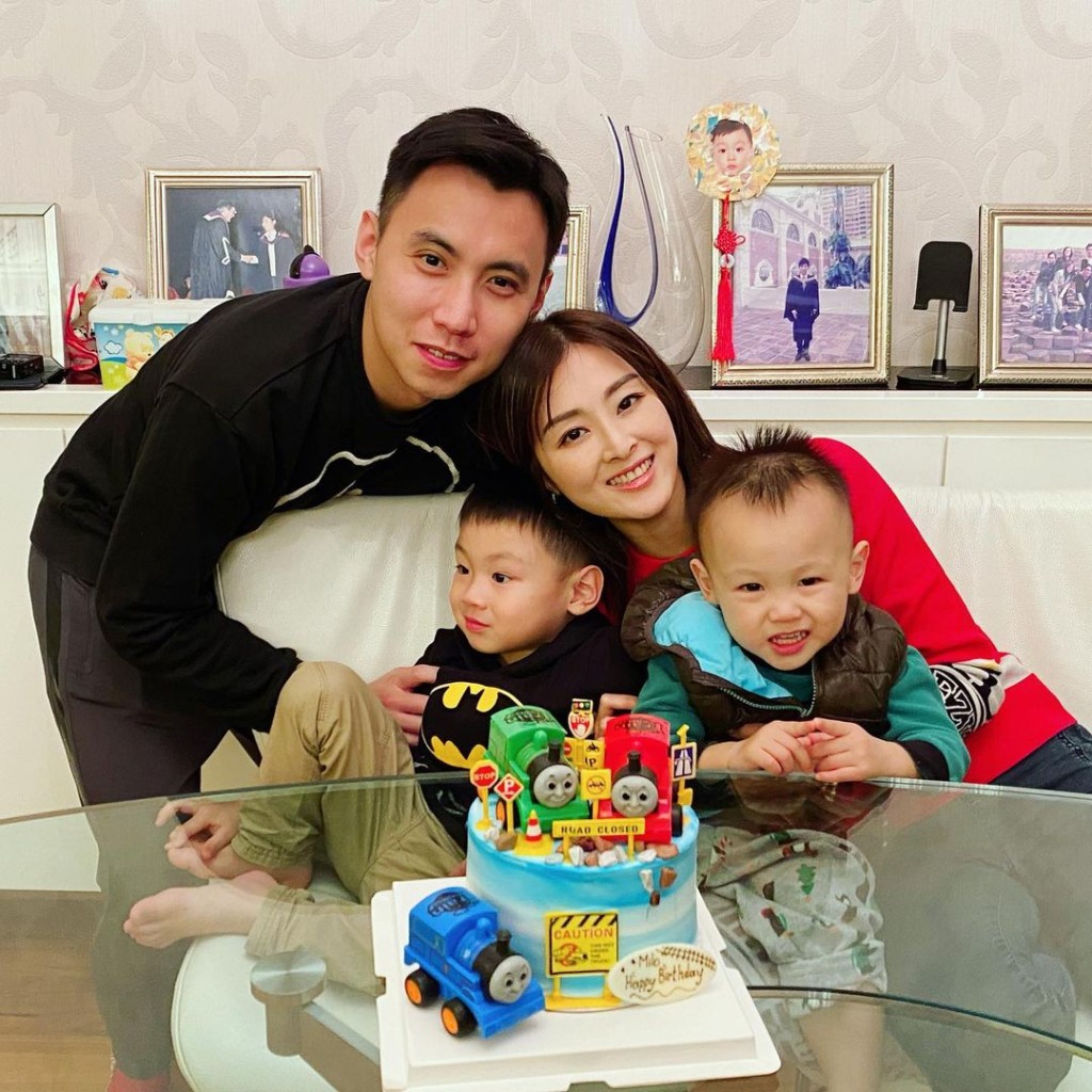 張名雅婚後為老公誕下兩子。
