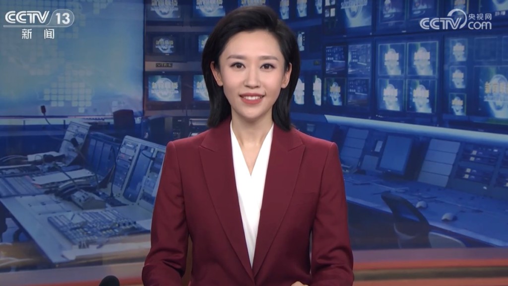 王音棋為央視新聞聯播首位90後主播登場。(央視截圖)