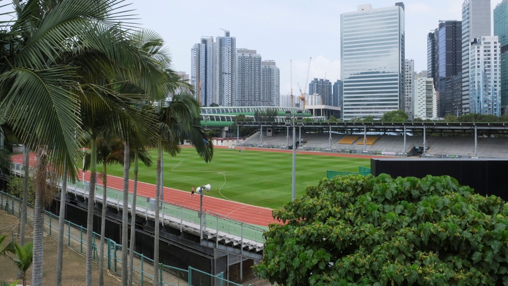 香港仔運動場跑步徑32歲女暈倒 送院搶救。資料圖片