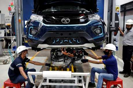 印度車廠生產的電動車。 路透社