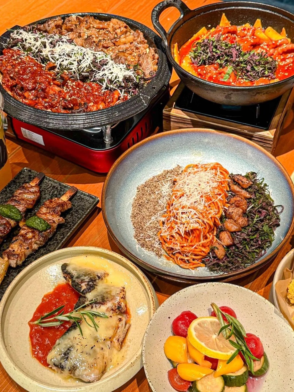 春熙台是深圳网红连锁韩式料理店。小红书